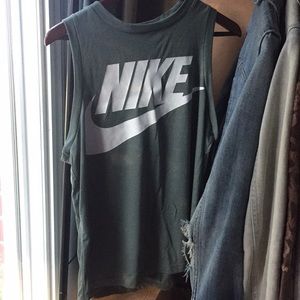 FLASH SALE: Nike Muscle Tee Tank